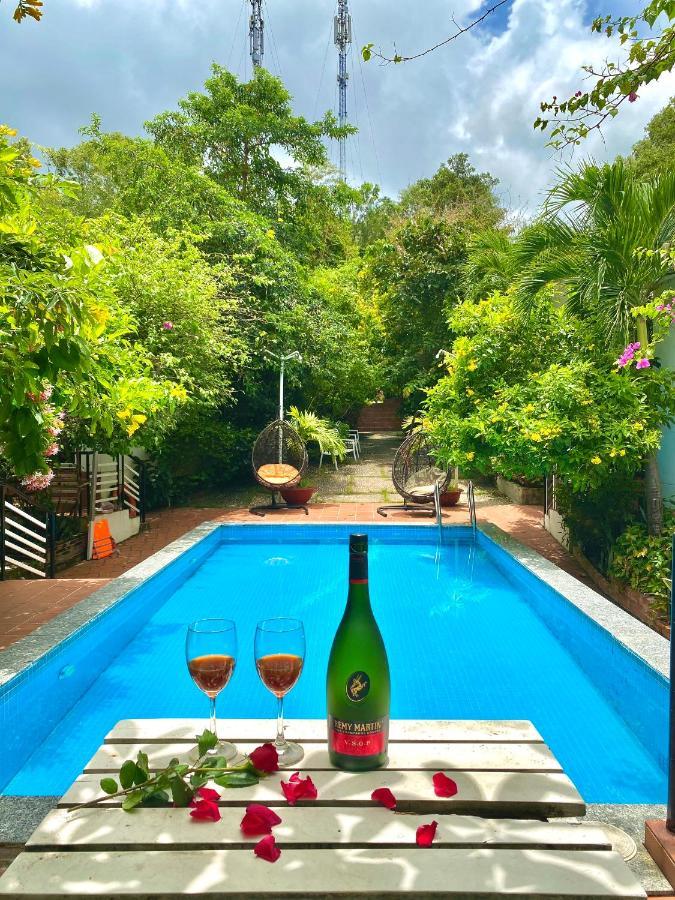 Ngoc Hanh Bungalow ฟู้โกว๊ก ภายนอก รูปภาพ