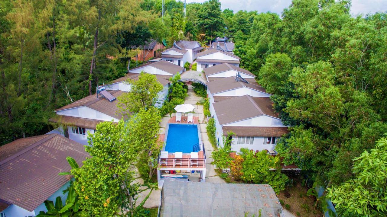 Ngoc Hanh Bungalow ฟู้โกว๊ก ภายนอก รูปภาพ