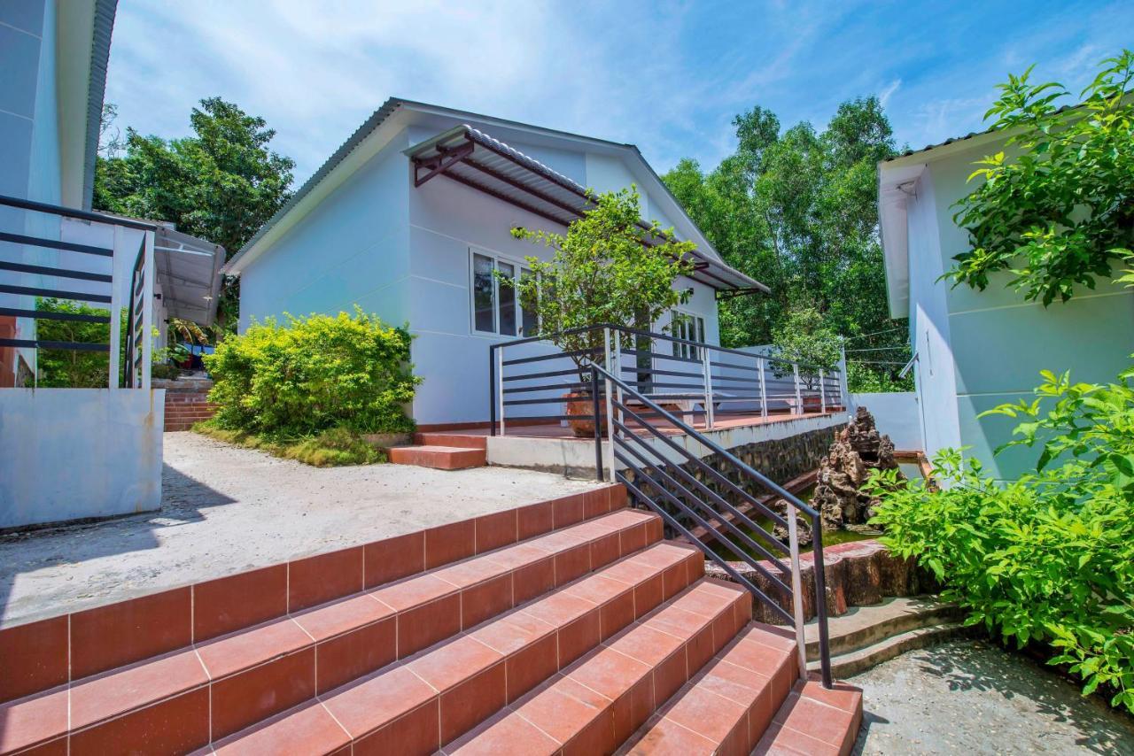 Ngoc Hanh Bungalow ฟู้โกว๊ก ภายนอก รูปภาพ
