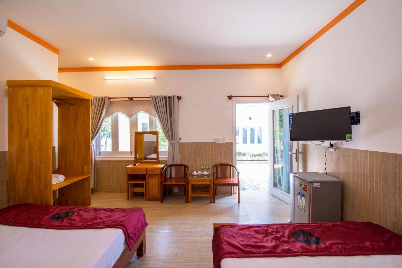 Ngoc Hanh Bungalow ฟู้โกว๊ก ภายนอก รูปภาพ